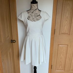 Jun & Ivy sweet off white dress